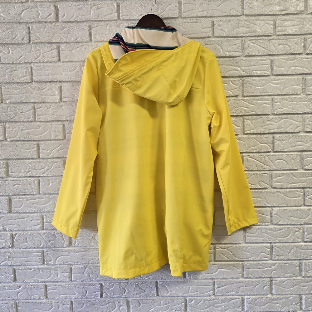 Pendleton Yellow Hooded Raincoat with Striped Lining - Picture 3 of 10